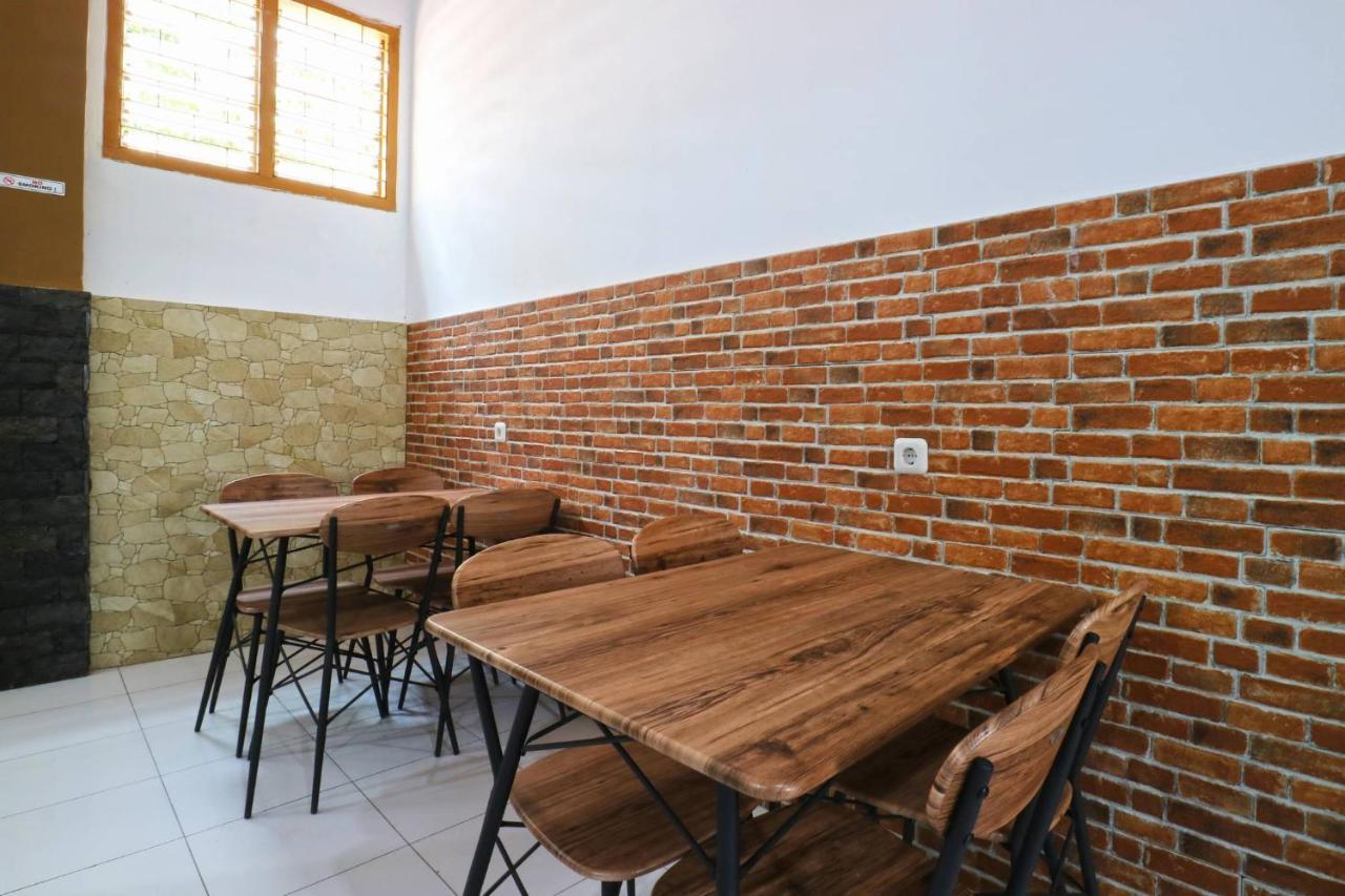 Pondok Backpacker City Square Malang Luaran gambar