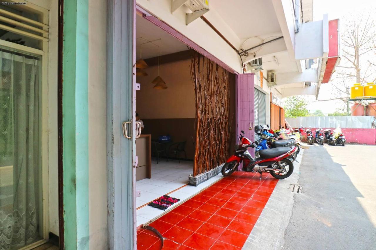 Pondok Backpacker City Square Malang Luaran gambar